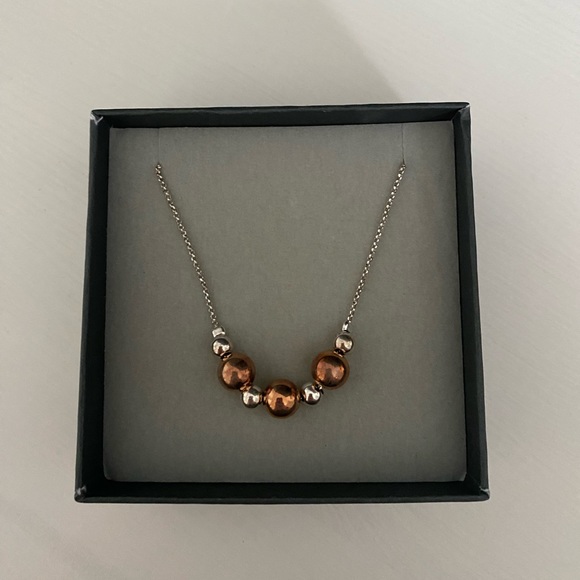 Simply Silver Neckalce - Picture 4 of 4